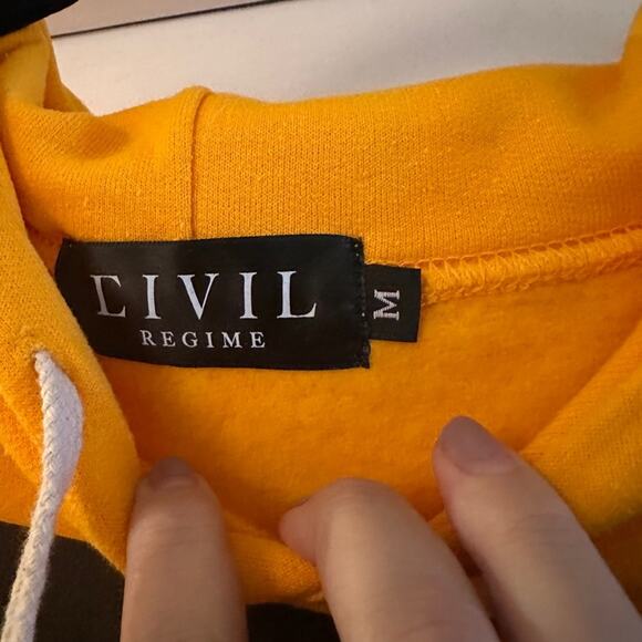 Civil regime yellow hoodie size medium - Picture 6 of 7